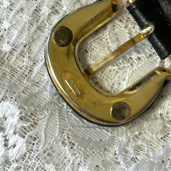 Vintage Genuine Italian Leather Black & Gold Belt - Picture 4 of 5